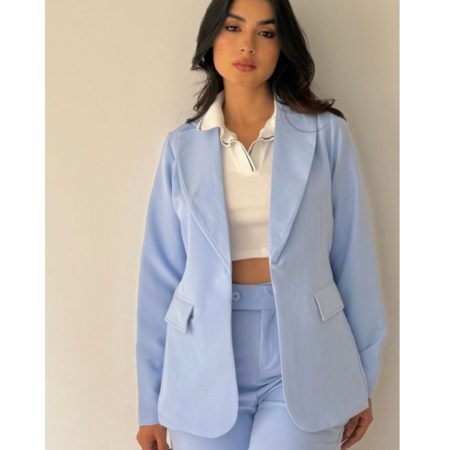 Blazer sastre de lino noche de viena, manga larga, corte relaxed fit sin hombreras. Totalmente forrado. Disponible en negro, beige, azul y más. Jessi Boutique.