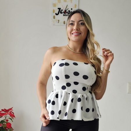 Blusa Globo Strapless 'Volumen Chic' - Image 6
