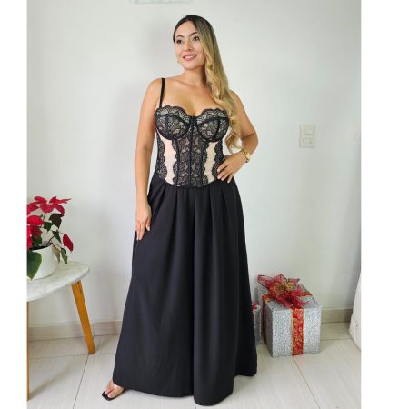conjunto de fiesta corset bustier strapless bordado floral y pantalón palazzo tiro alto. corset ajustable con cordones. ideal para combinar con diferentes colores de pantalón. jessi boutique.