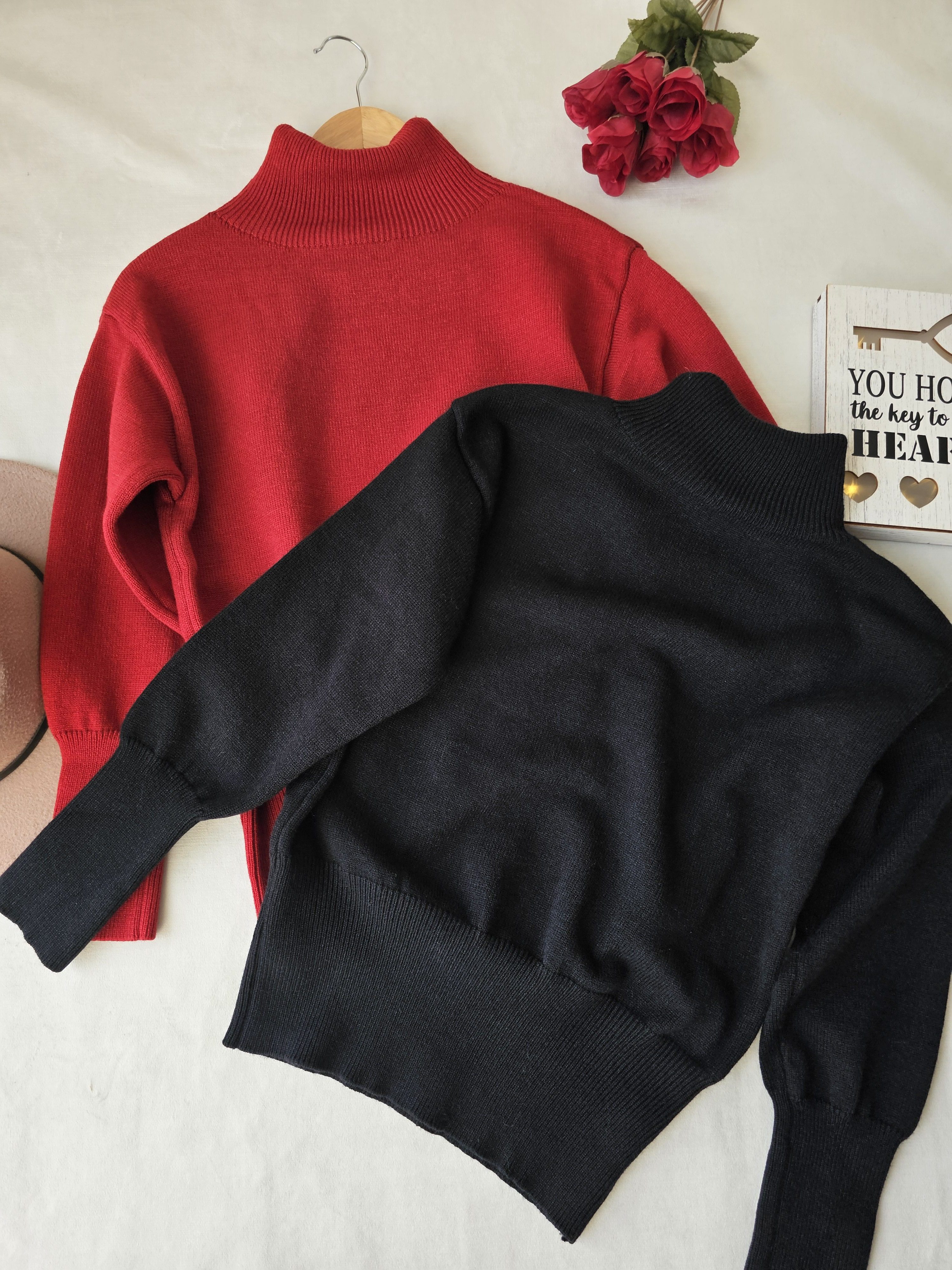 Saco cuello tortuga para mujer en tejido de punto. Suéter de cuello alto ajustado elegante. Saco de hilo fino para oficina y clima frío. Moda femenina Jessi Boutique
