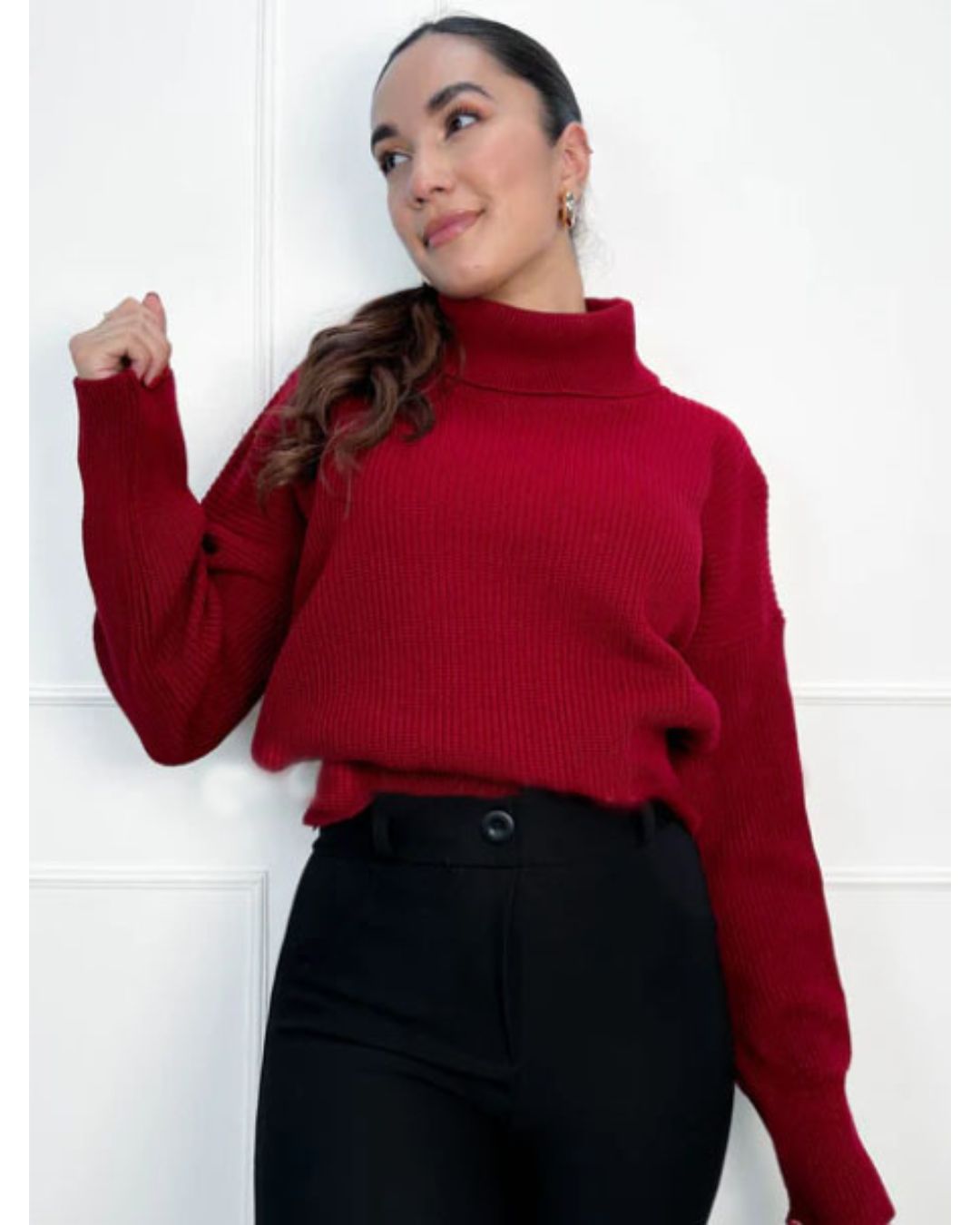Saco cuello tortuga para mujer en tejido de punto. Suéter de cuello alto ajustado elegante. Saco de hilo fino para oficina y clima frío. Moda femenina Jessi Boutique