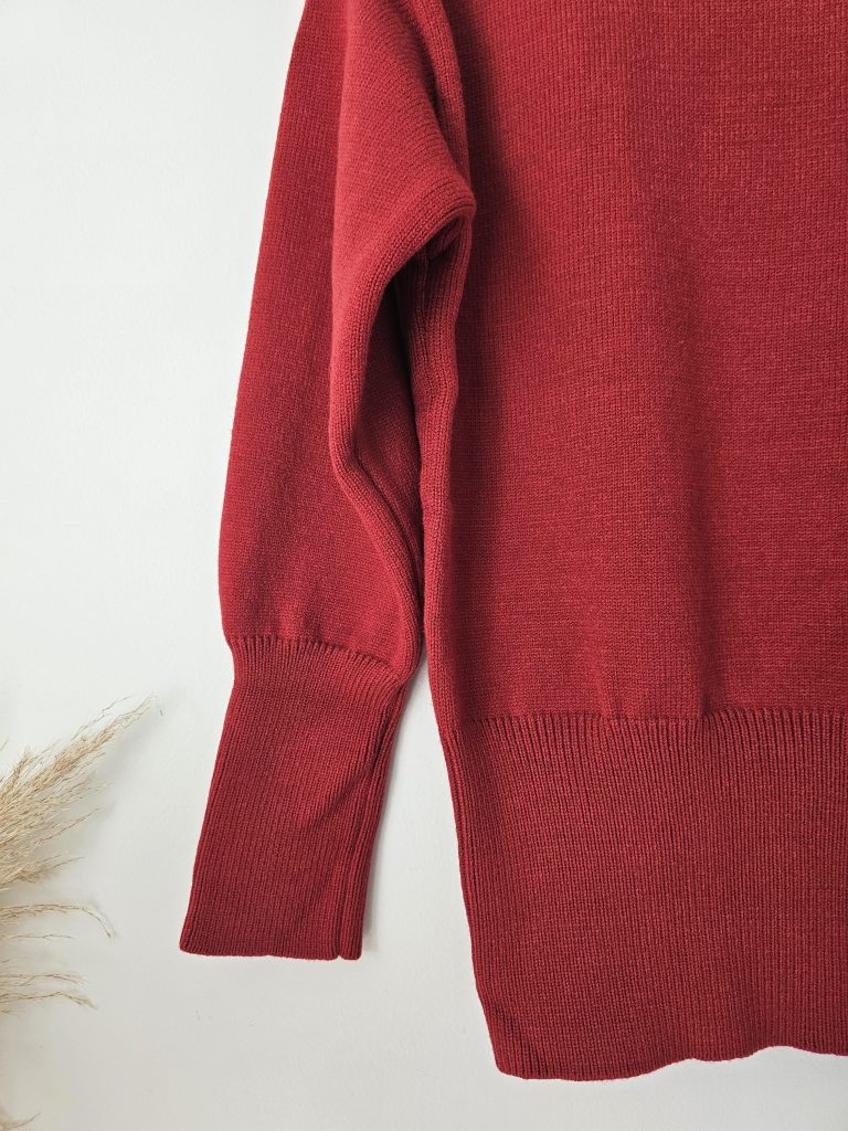 Saco cuello tortuga para mujer en tejido de punto. Suéter de cuello alto ajustado elegante. Saco de hilo fino para oficina y clima frío. Moda femenina Jessi Boutique